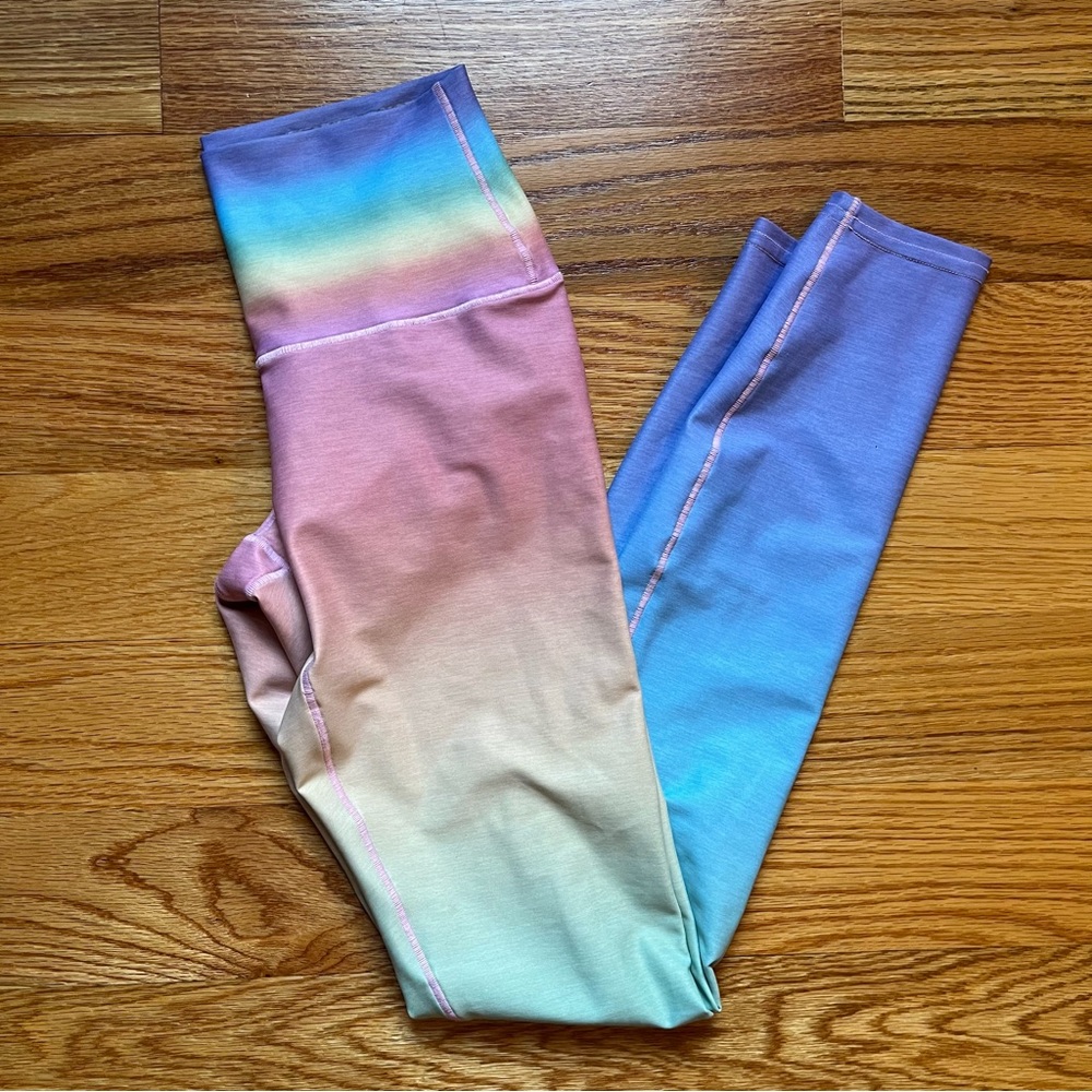 Colorado Threads rainbow colored ombre leggings size small